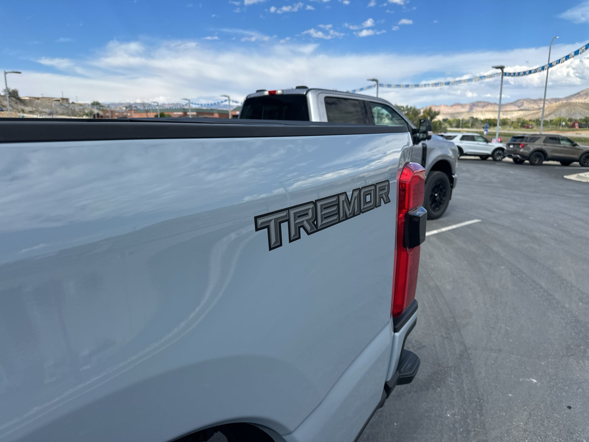 2027 Ford F-350 F-350® Lariat®