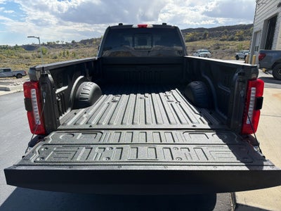 2027 Ford F-350 F-350® Lariat®