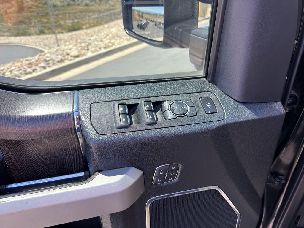 2020 Ford F-350 LARIAT