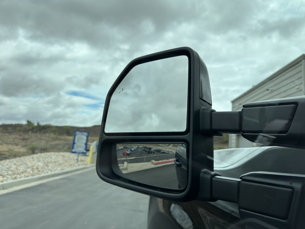 2025 Ford F-350 F-350® Lariat®