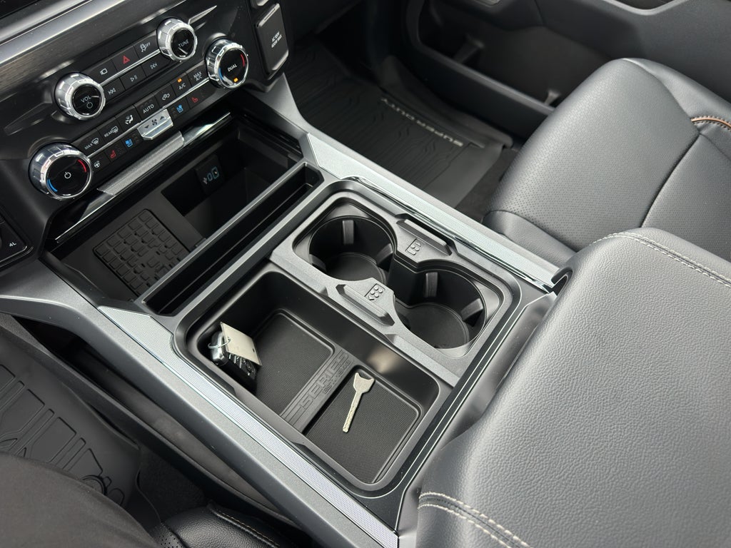 2025 Ford F-350 F-350® Lariat®