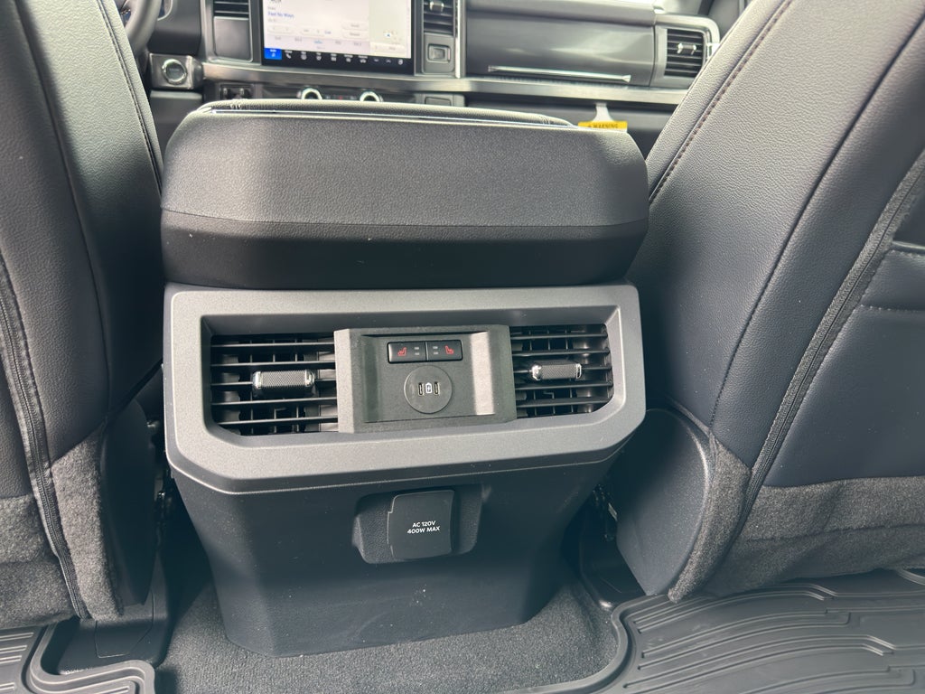 2025 Ford F-350 F-350® Lariat®