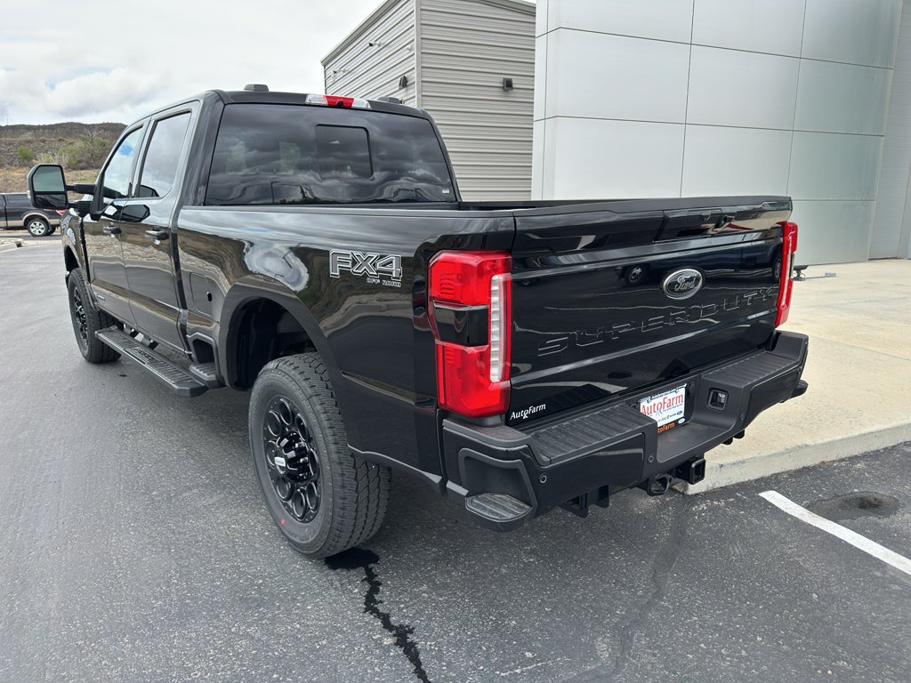 2025 Ford F-350 F-350® Lariat®