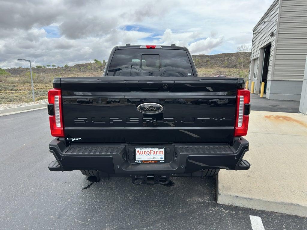 2025 Ford F-350 F-350® Lariat®