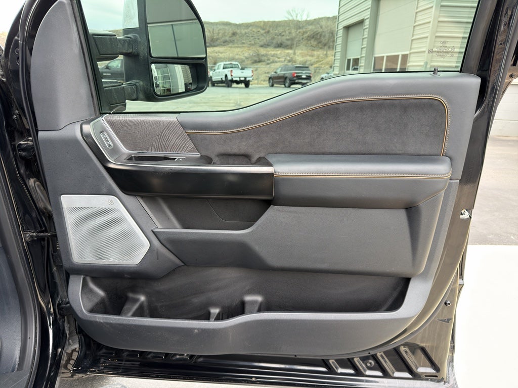 2023 Ford F-350 Platinum