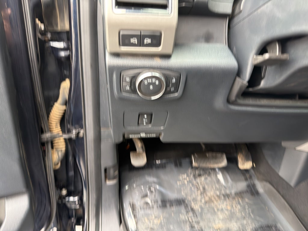 2022 Ford F-350 LARIAT