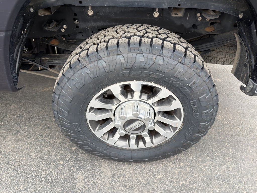 2022 Ford F-350 LARIAT