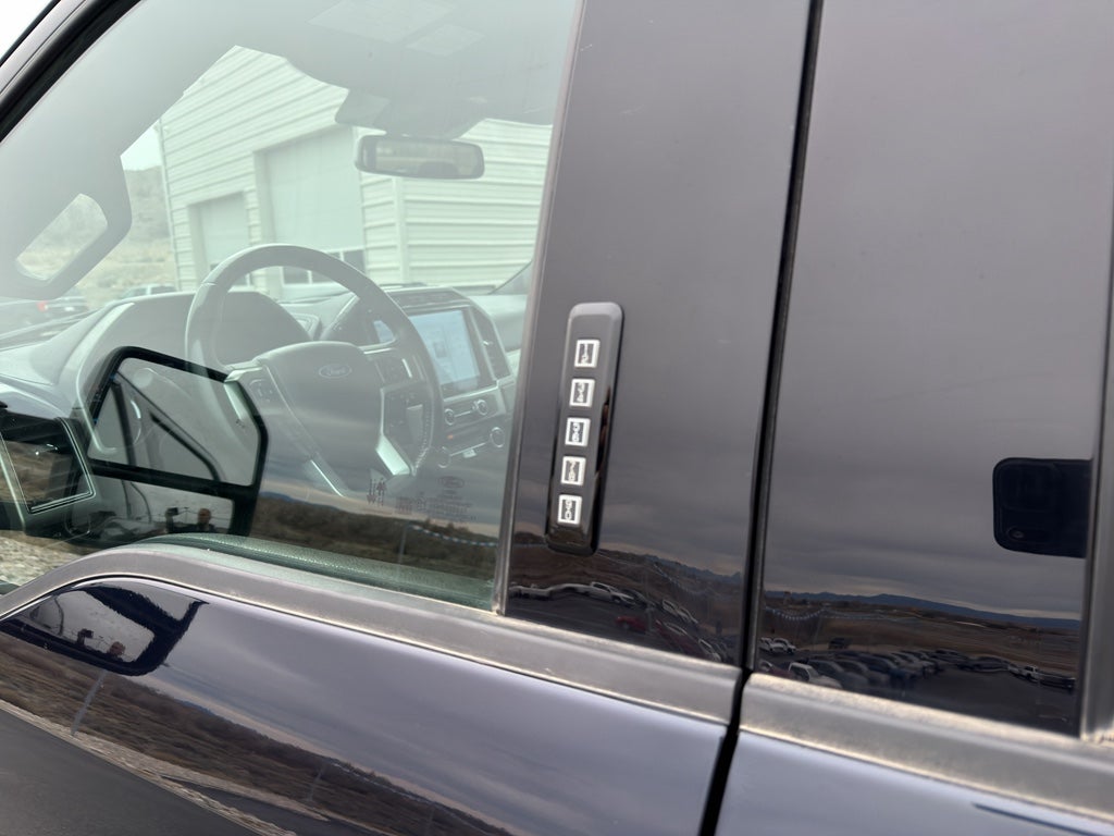 2022 Ford F-350 LARIAT