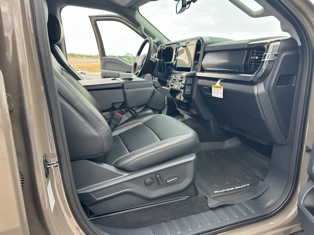 2026 Ford F-350 F-350® Lariat®