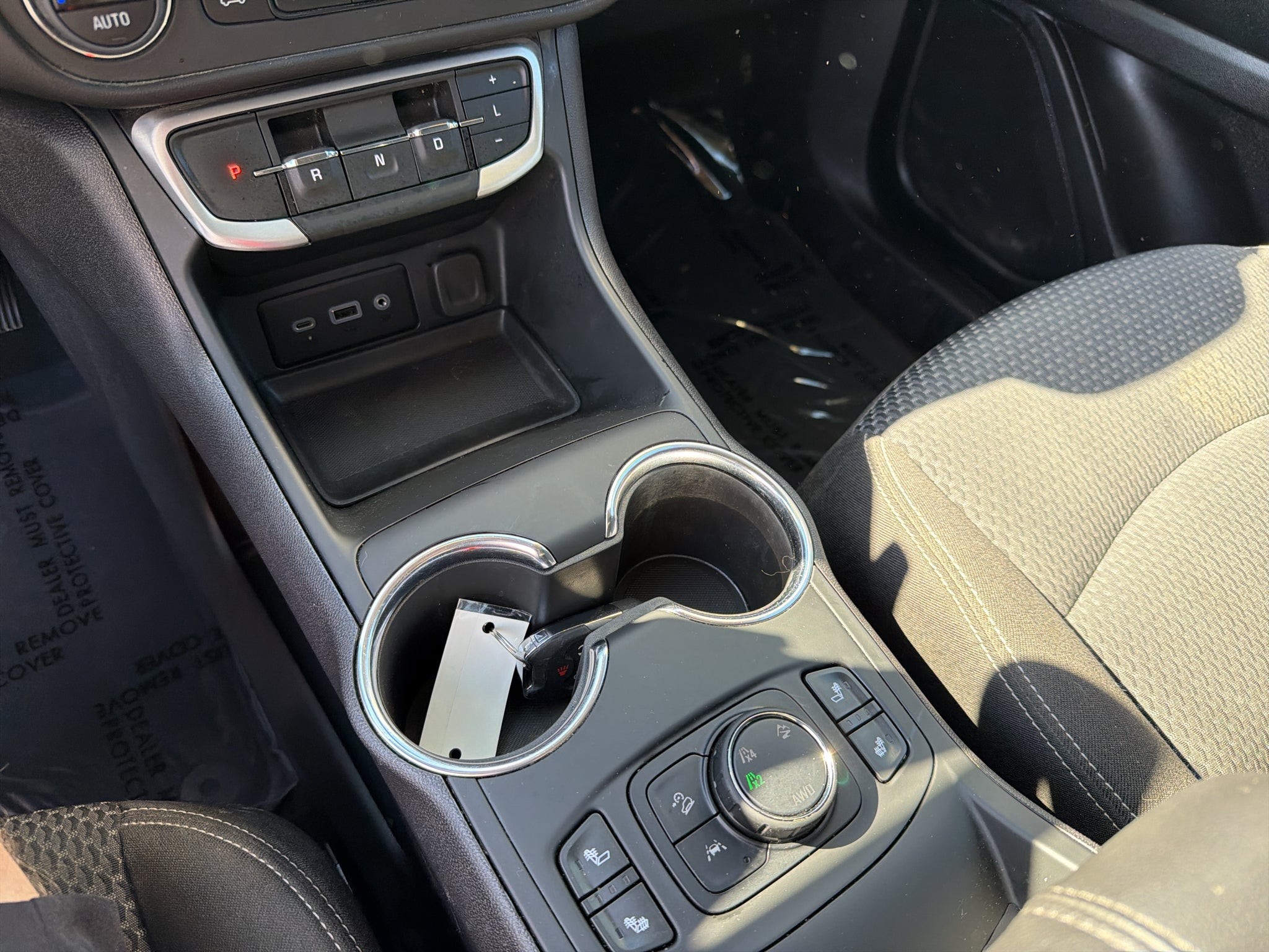 2024 GMC Terrain SLE