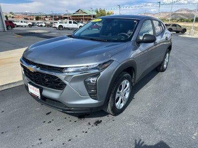 2025 Chevrolet Trax LS