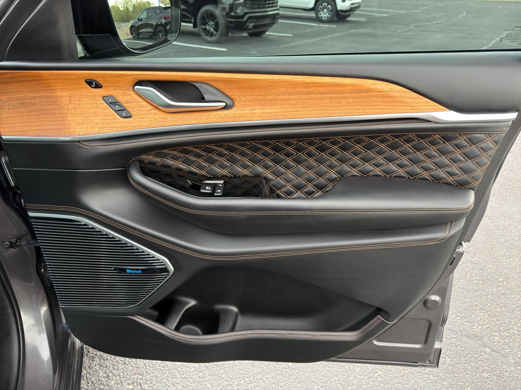 2023 Jeep Grand Cherokee 4xe Summit Reserve