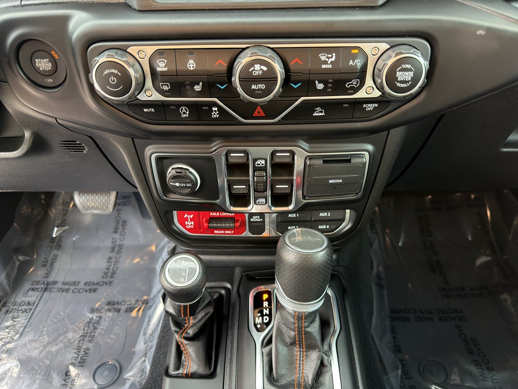 2023 Jeep Gladiator Mojave