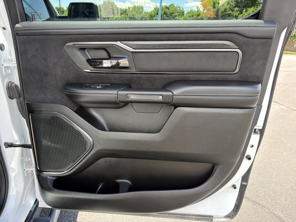 2025 RAM 1500 RHO