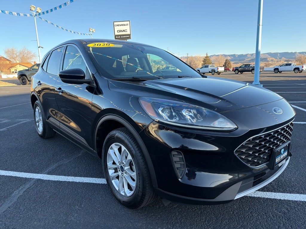 2020 Ford Escape SE