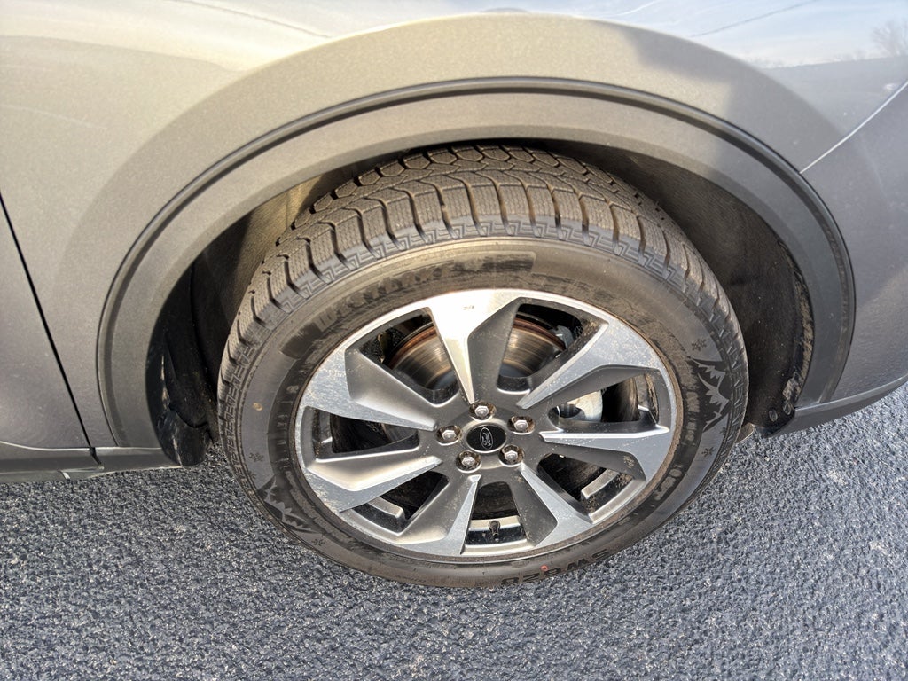 2025 Ford Escape Platinum