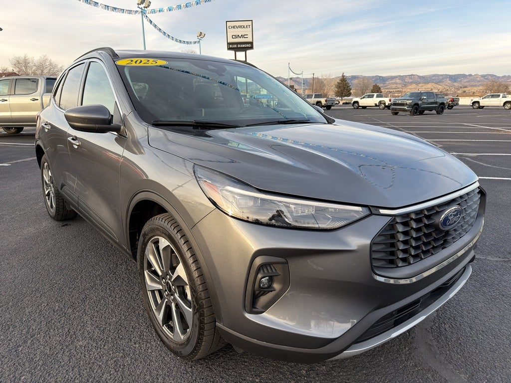2025 Ford Escape Platinum