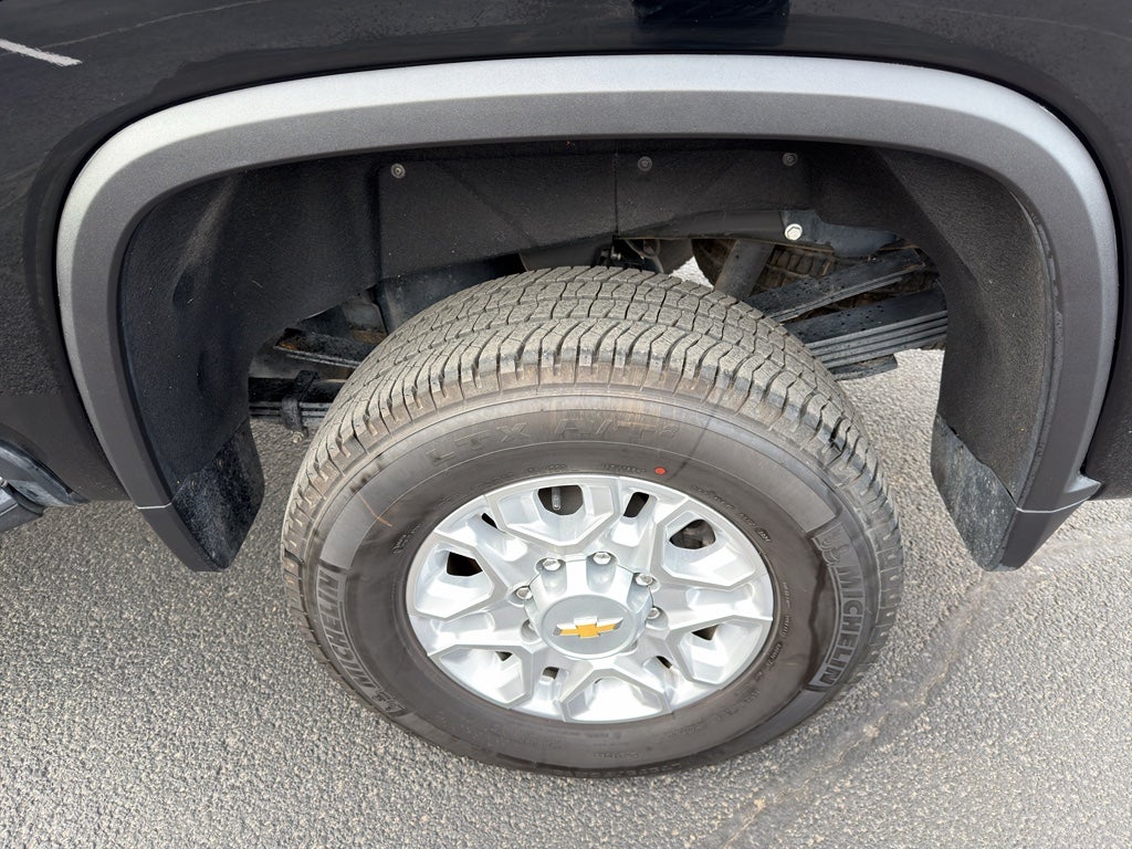 2025 Chevrolet Silverado LTZ