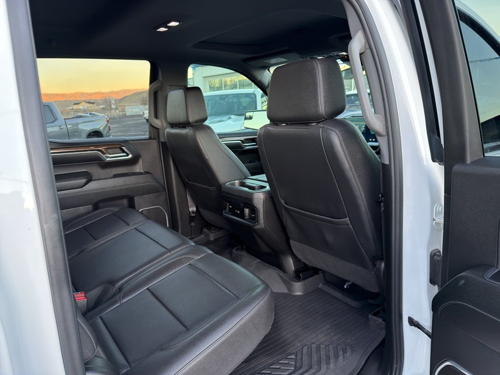 2024 Chevrolet Silverado RST