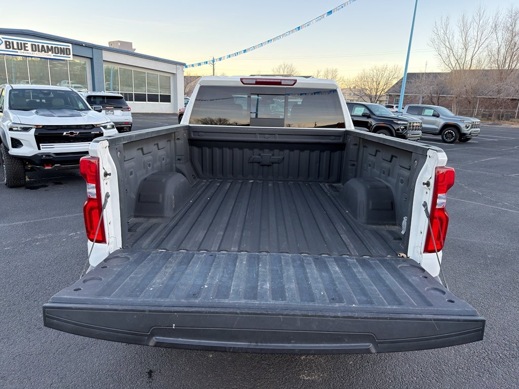 2024 Chevrolet Silverado RST