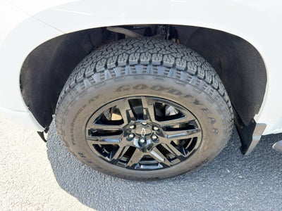 2024 Chevrolet Silverado RST