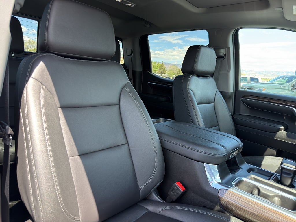 2024 Chevrolet Silverado RST