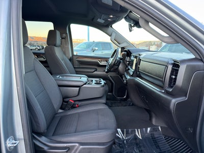 2025 Chevrolet Silverado LT