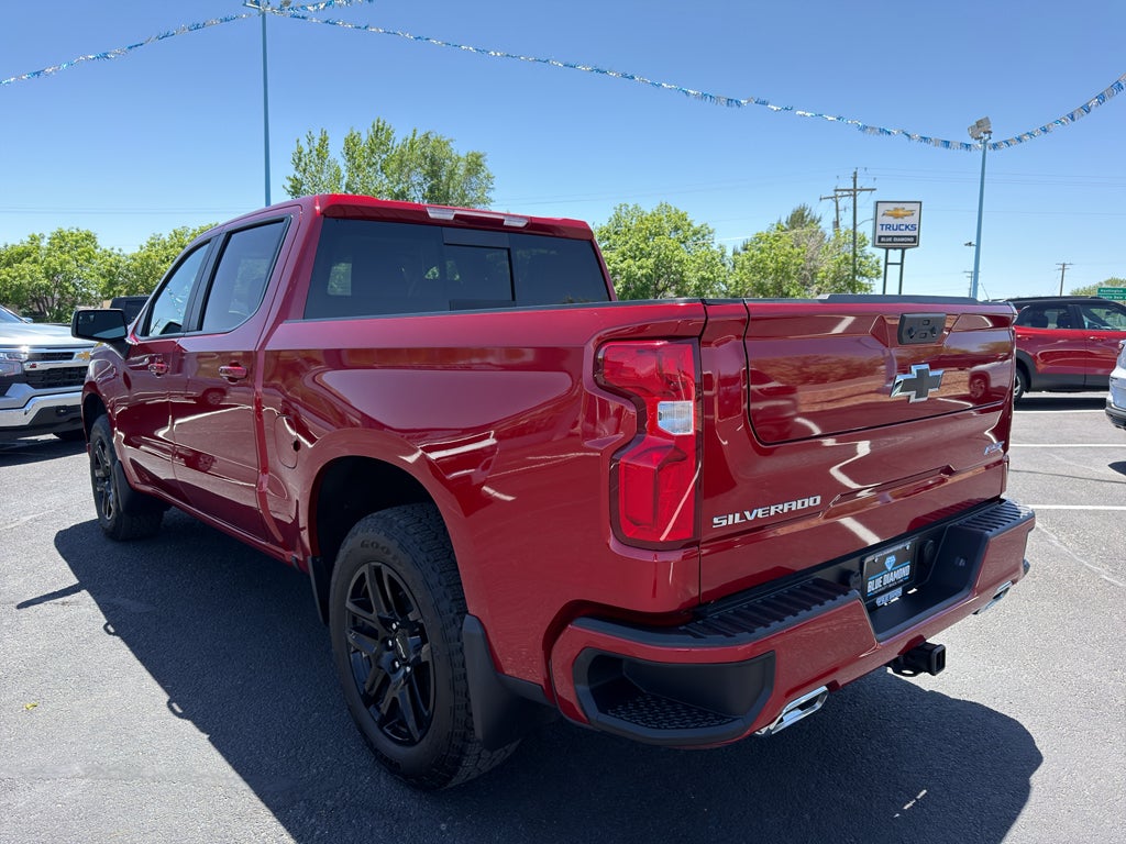2025 Chevrolet Silverado RST