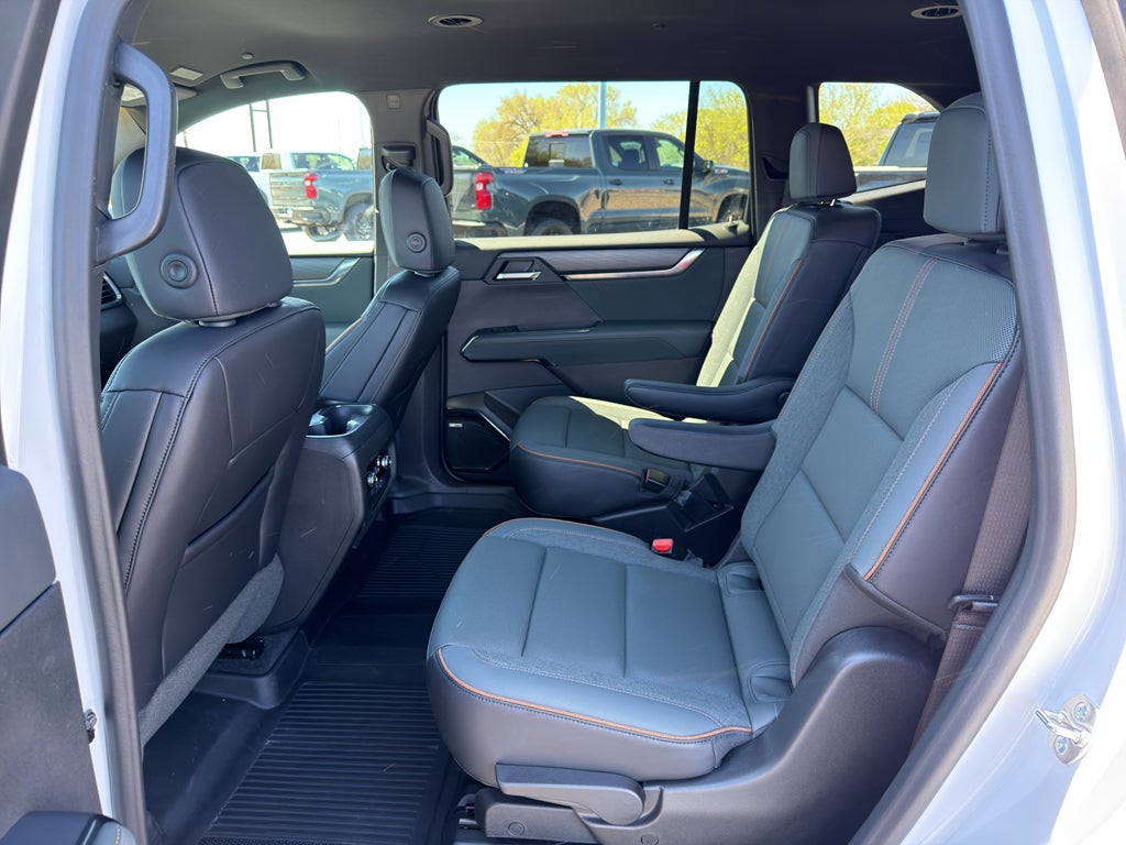 2024 GMC Acadia AWD AT4