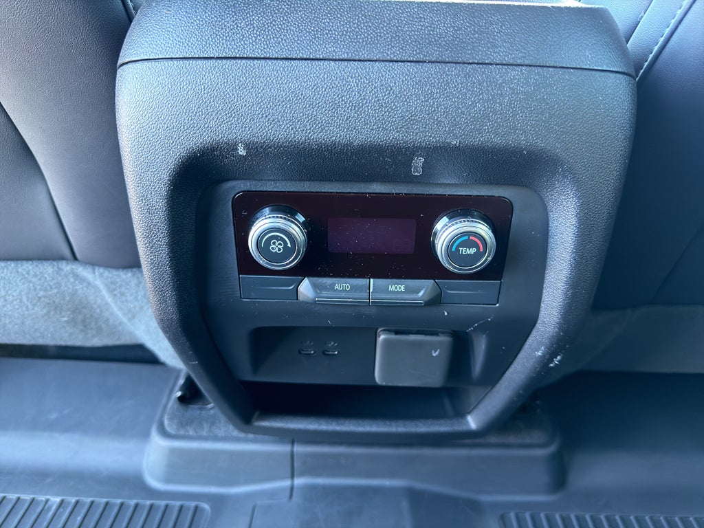 2024 GMC Acadia AWD AT4