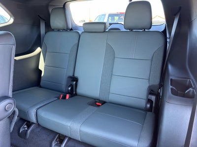 2024 GMC Acadia AWD AT4