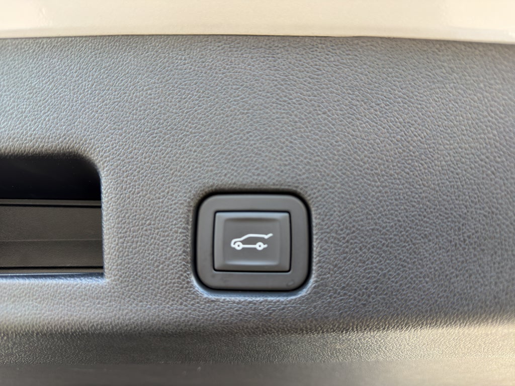 2024 GMC Acadia AWD AT4