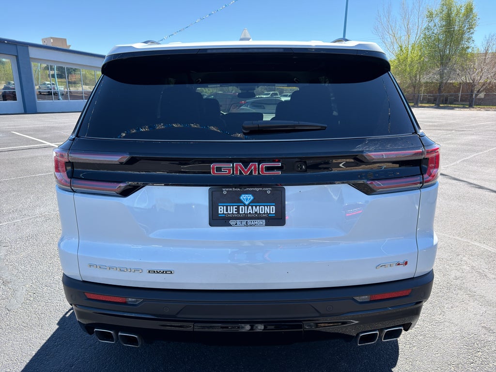 2024 GMC Acadia AWD AT4