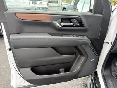 2025 GMC Yukon XL Denali