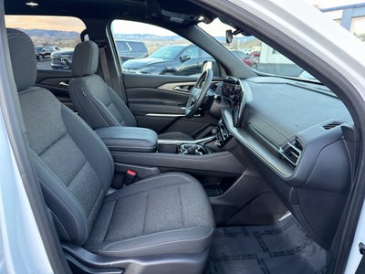 2025 Chevrolet Traverse AWD LT