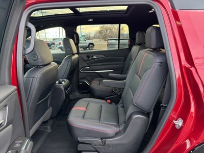 2024 Chevrolet Traverse AWD RS