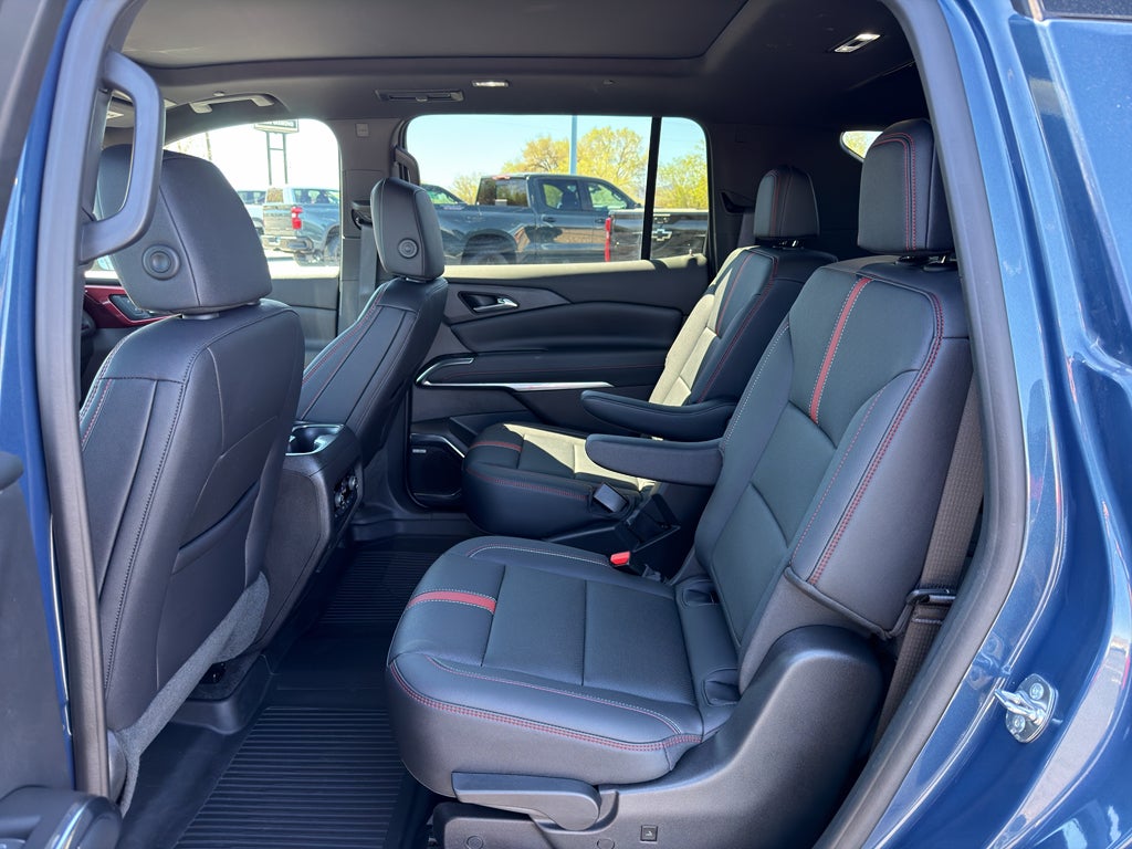 2024 Chevrolet Traverse AWD RS