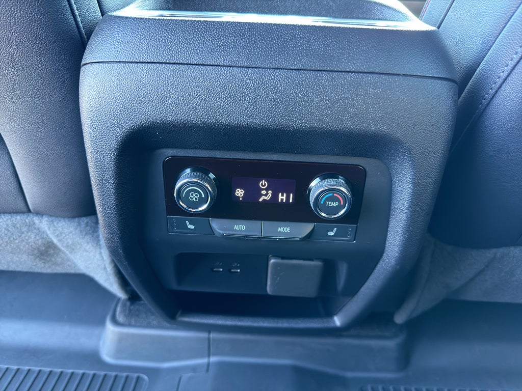 2024 Chevrolet Traverse AWD RS