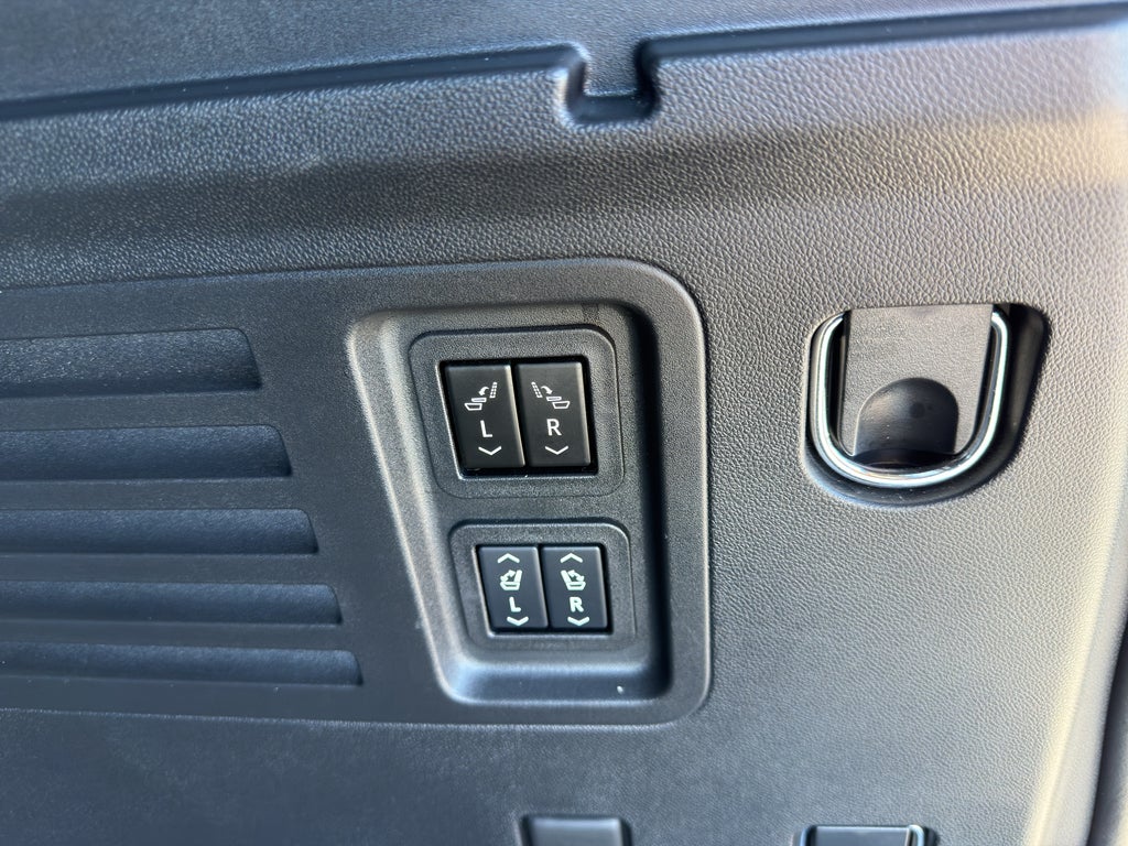 2024 Chevrolet Traverse AWD RS