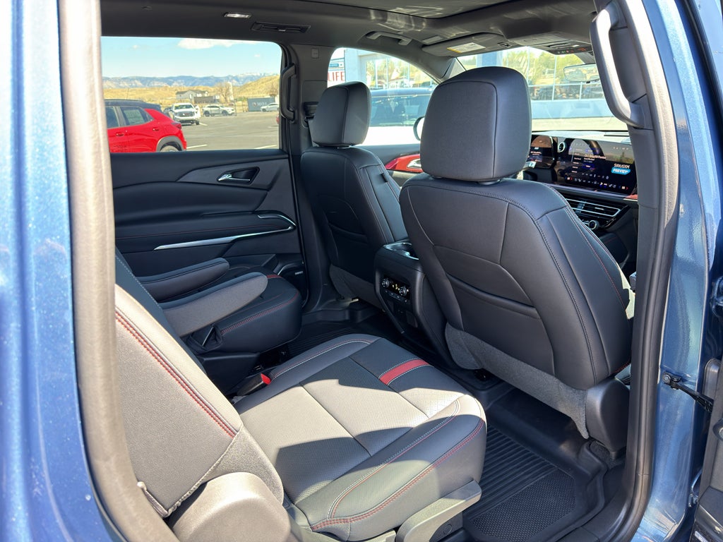 2024 Chevrolet Traverse AWD RS