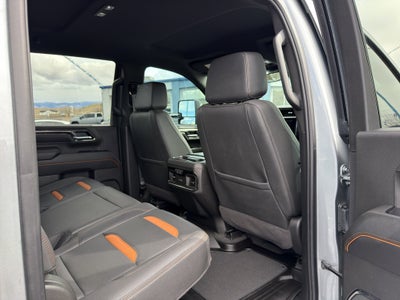 2025 GMC Sierra AT4