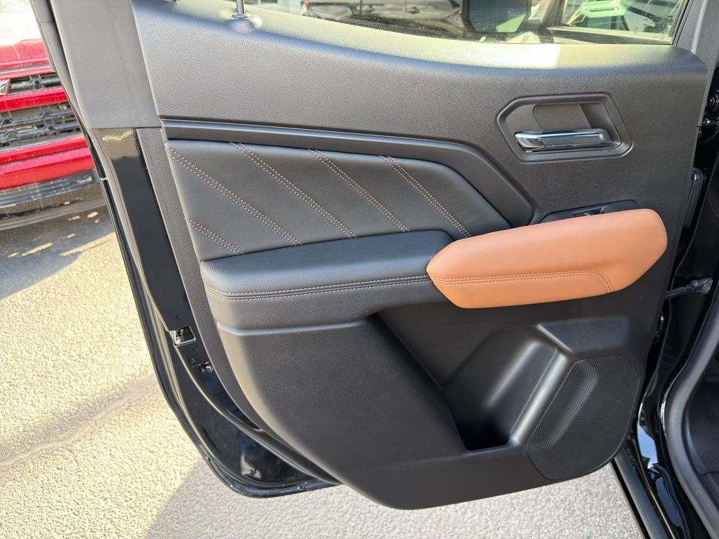 2023 GMC Canyon 4WD AT4