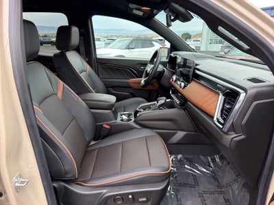 2024 GMC Canyon 4WD AT4