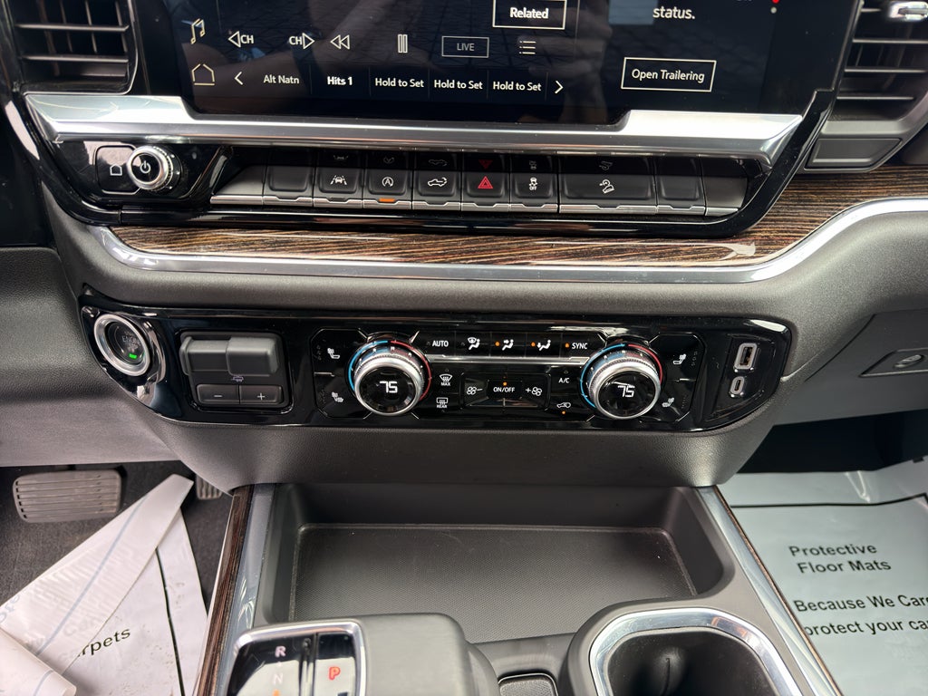 2024 GMC Sierra Elevation