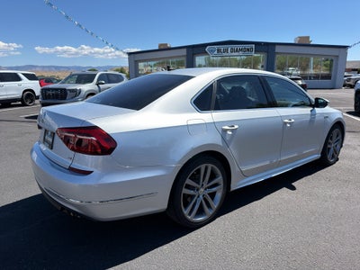2017 Volkswagen Passat R-Line w/Comfort Pkg