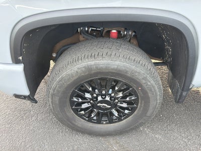 2024 Chevrolet Silverado LT