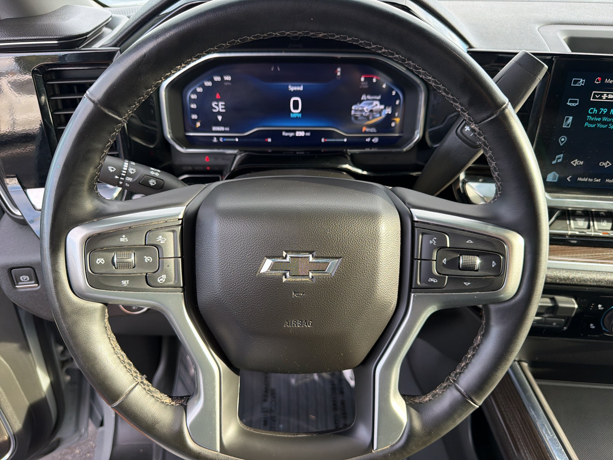 2024 Chevrolet Silverado LT