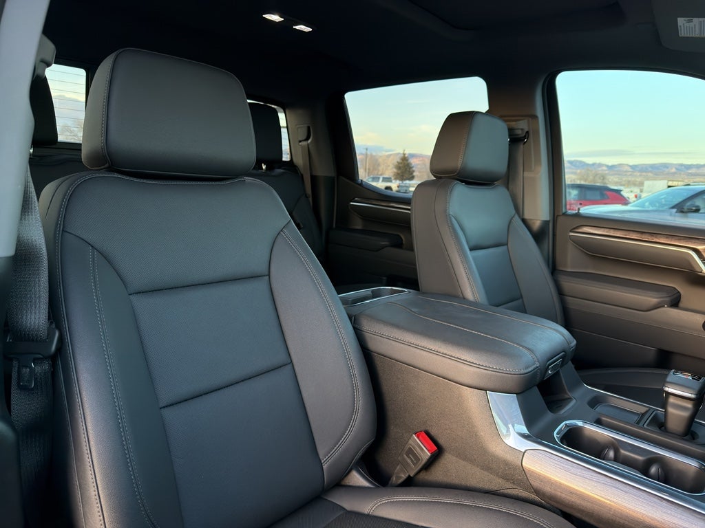 2025 Chevrolet Silverado LTZ