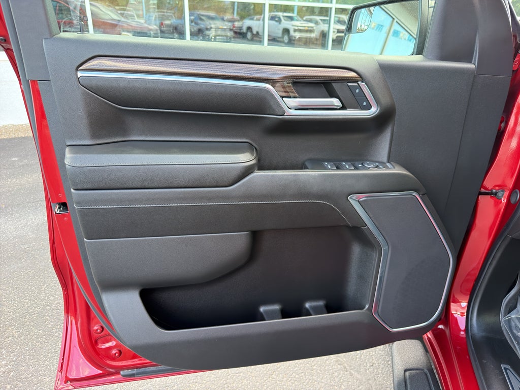 2024 Chevrolet Silverado LT Trail Boss