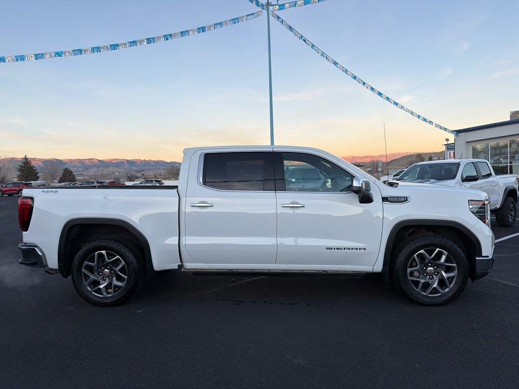 2022 GMC Sierra SLT